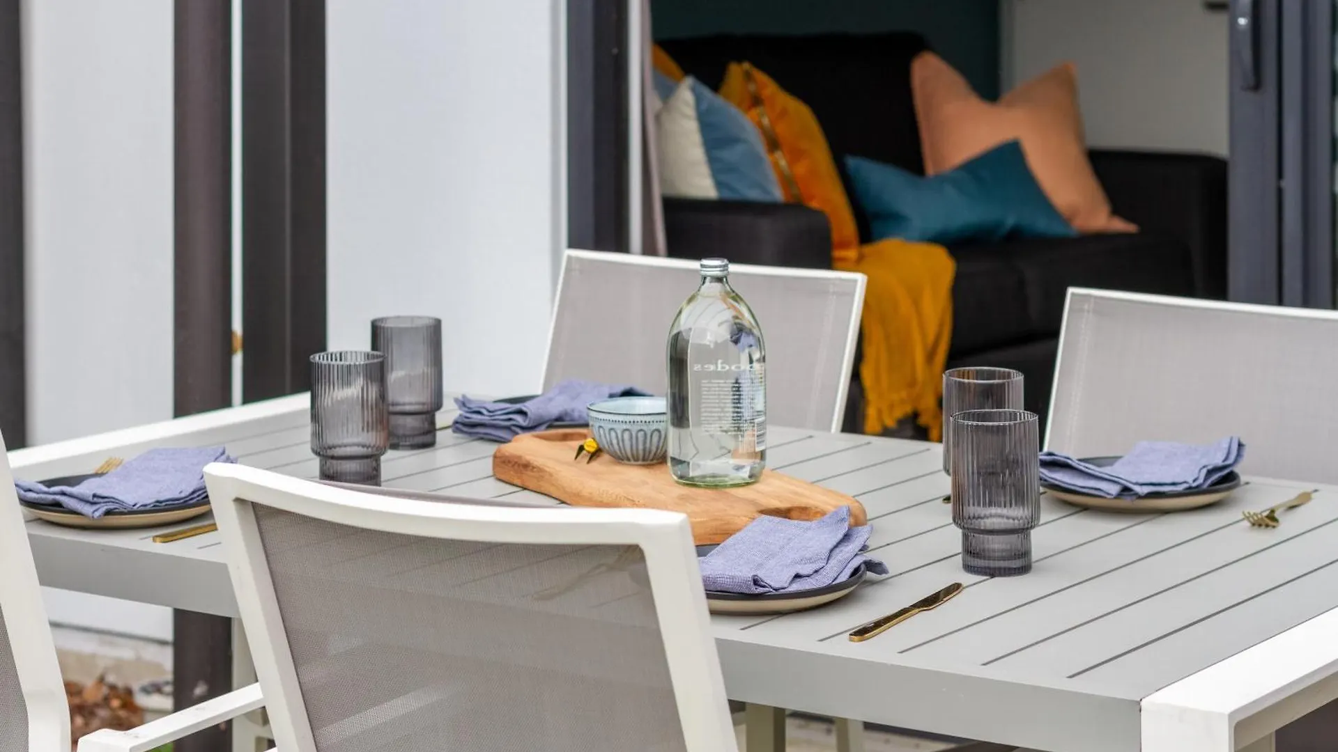 Serene 2 Bed Cbd Retreat Christchurch 0*,